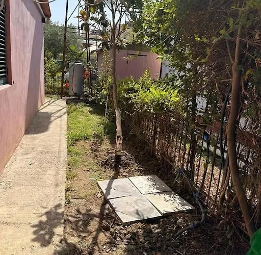 Villa Relax Pine Golem (Tirana)